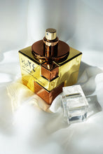 Încarcă imaginea în vizualizatorul Galerie, Parfum Arabesc 24 Carat Pure Gold Unisex

