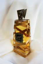 Încarcă imaginea în vizualizatorul Galerie, Parfum Arabesc Oud Mood Elixir, Femei
